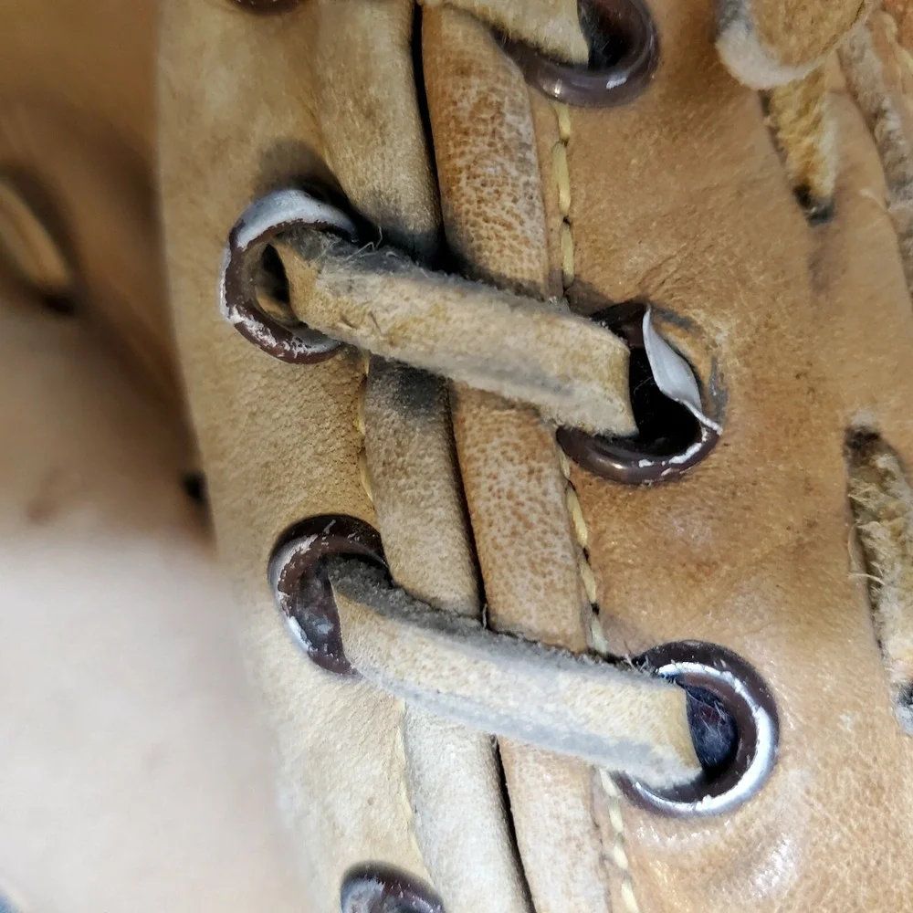Mizuno L/H Baseball‎ Catchers Mitt Glove Professional Steerhide MT1200 RT Throw